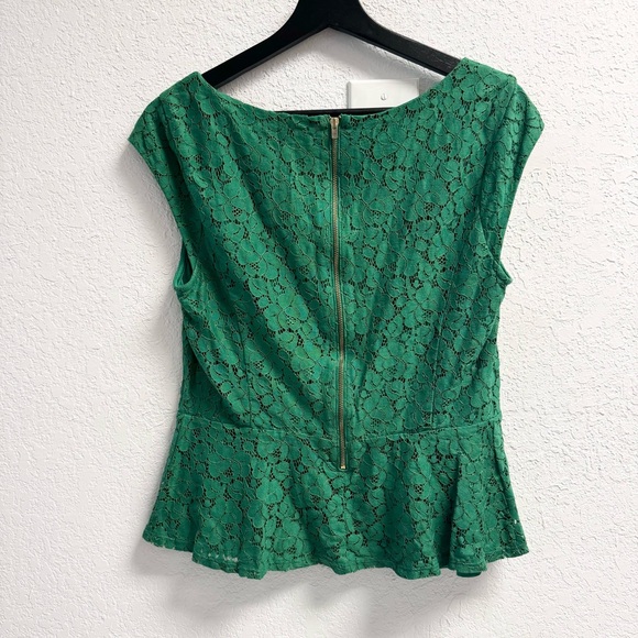 Express Green Lace Scoop Necl Cap Sleeve Popplin Top M - Picture 6 of 8